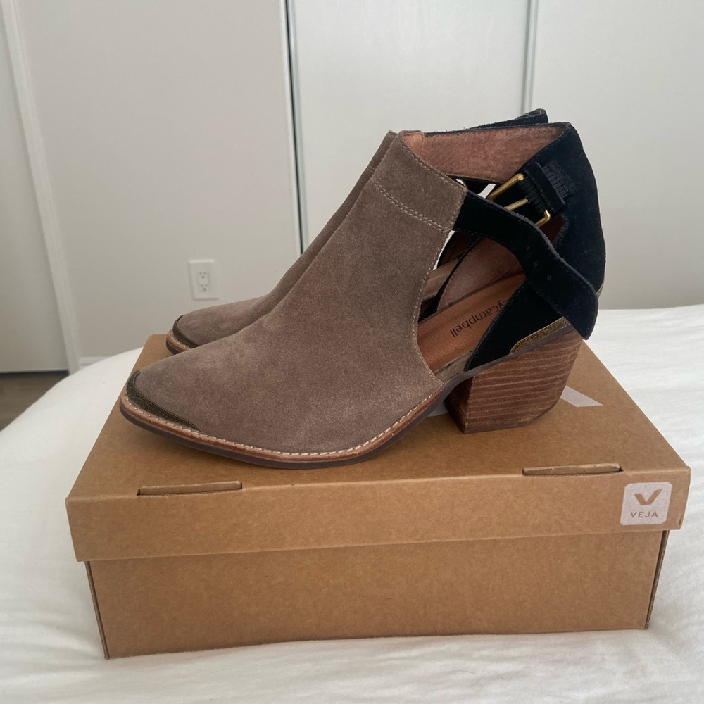 Jeffrey Campbell Suede booties